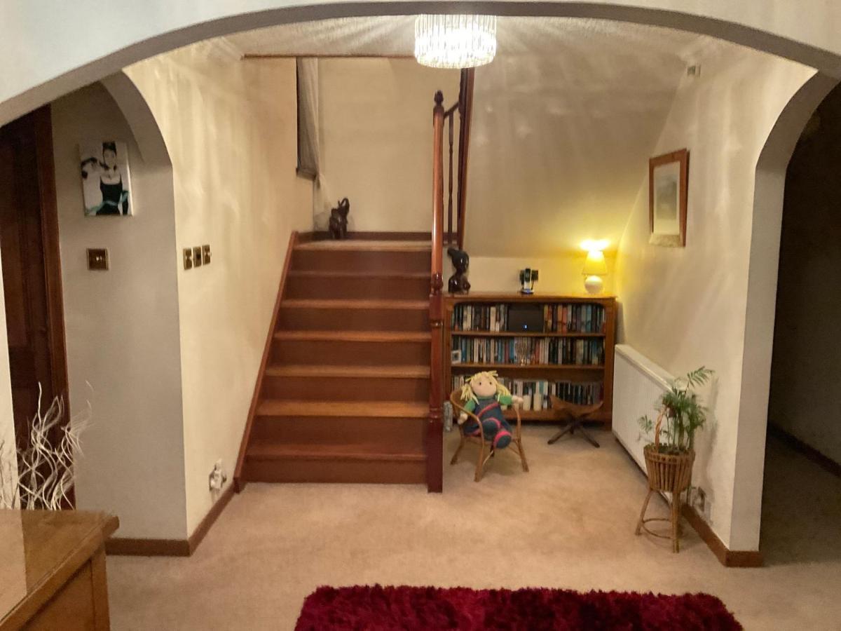 Ronaldsvoe Bed And Breakfast Fort William Exterior foto