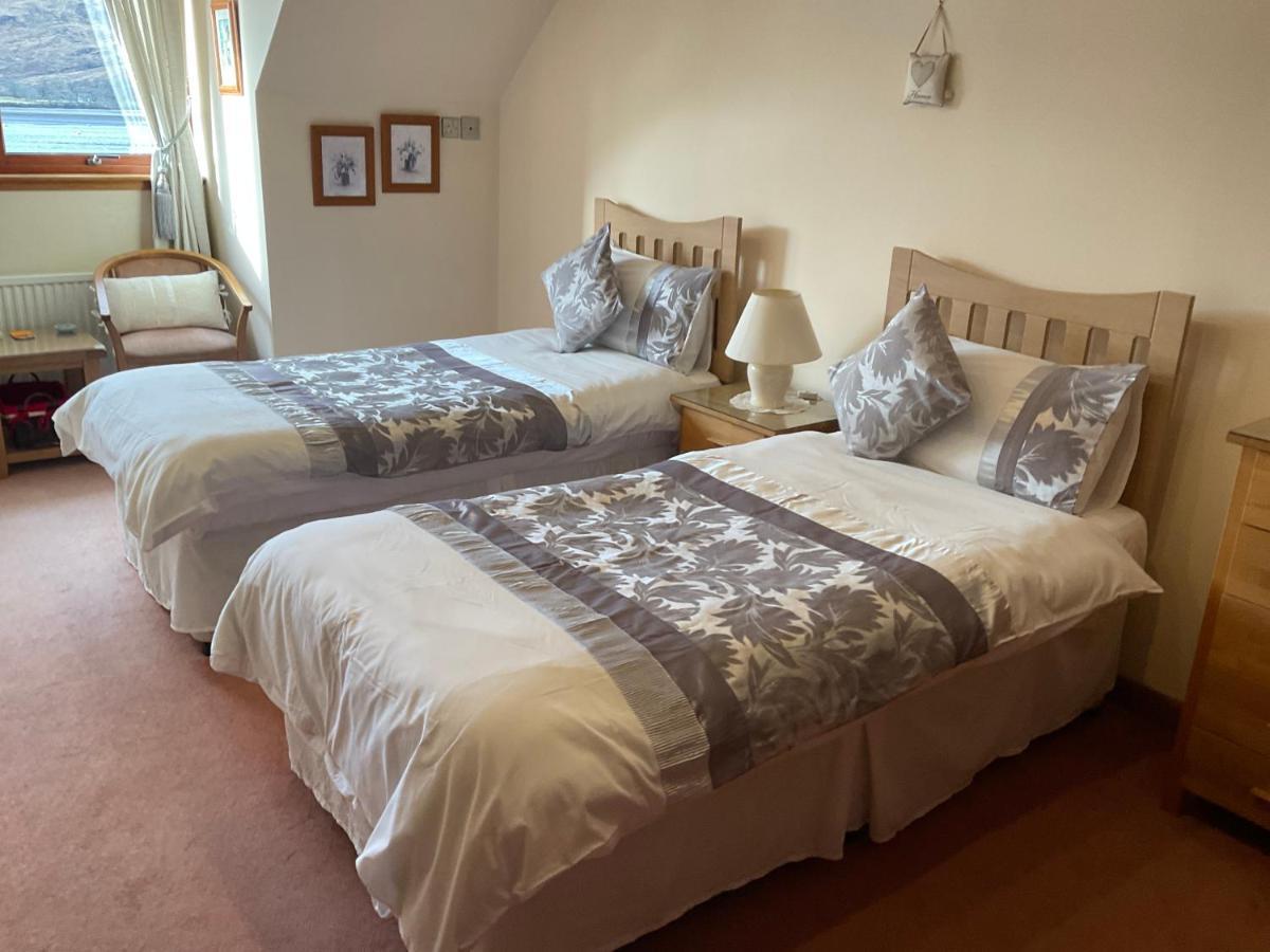 Ronaldsvoe Bed And Breakfast Fort William Exterior foto
