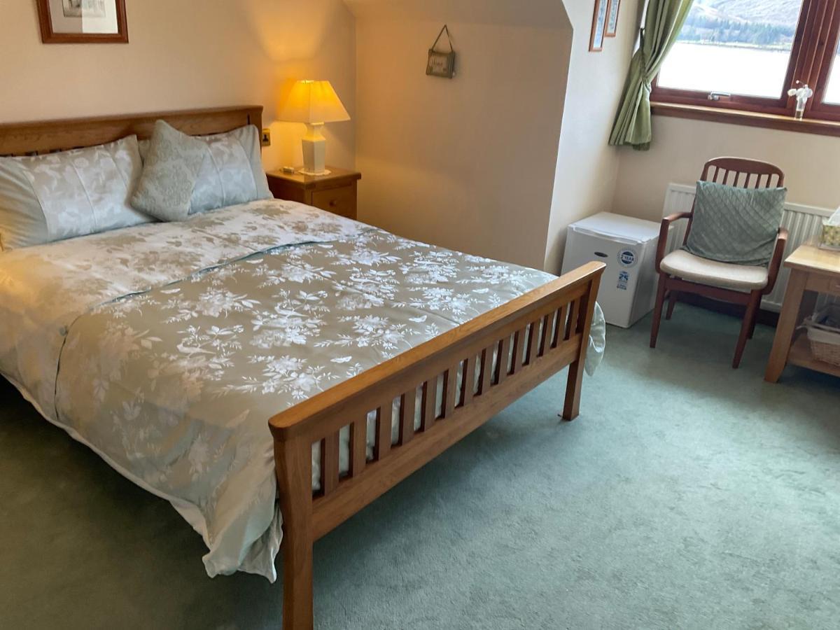 Ronaldsvoe Bed And Breakfast Fort William Exterior foto